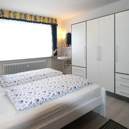 Haus-am-boehler-strand-wohnung-3 Апартаменты Санкт-Петер-Ординг
